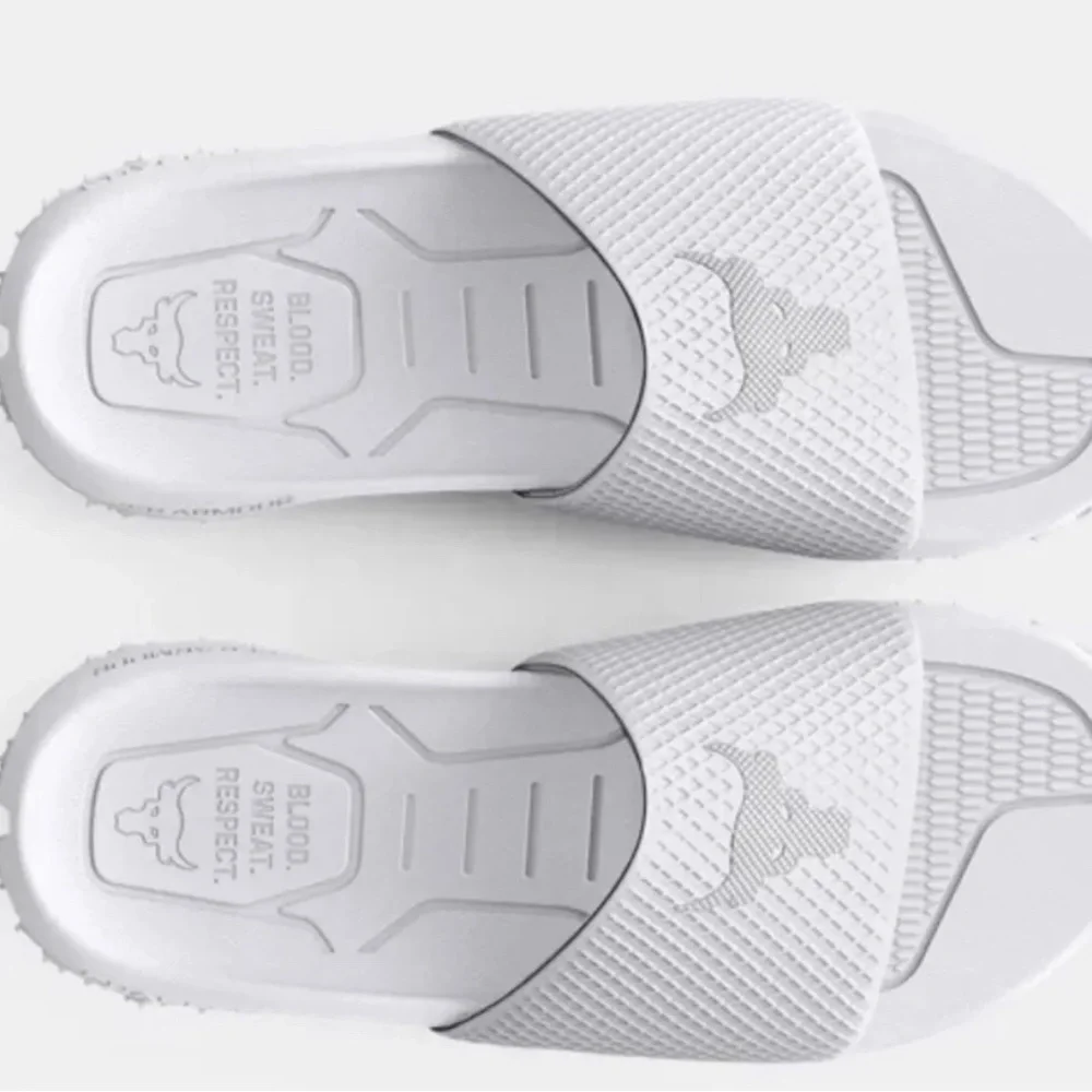 NWOB Under Armour UA Project Rock White Slides / Brahma Bull Size 8 The Rock